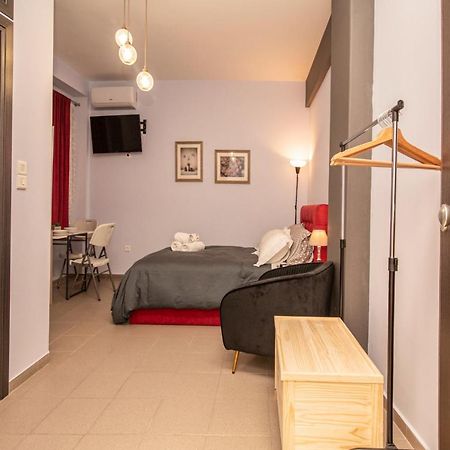 Reveal Athens From A Hidden Gem Near Acropolis! Exterior photo