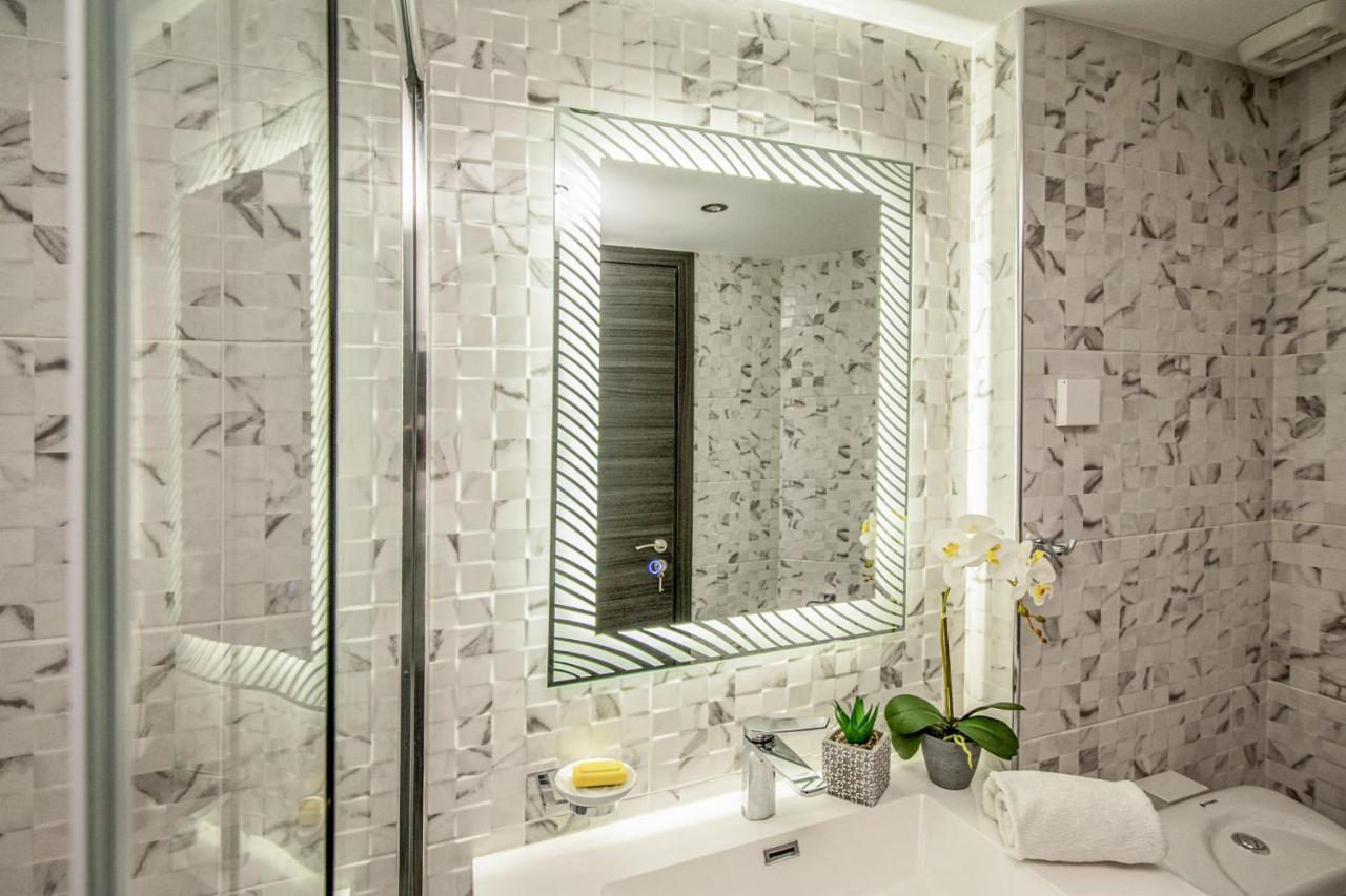 Reveal Athens From A Hidden Gem Near Acropolis! Exterior photo
